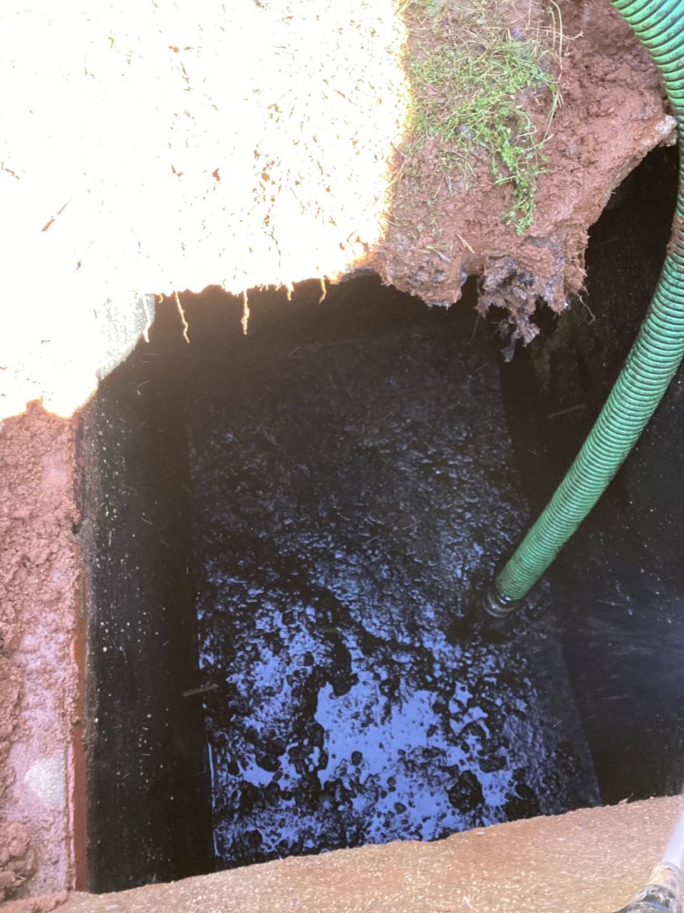 Standard Septic Pump-Out in Bessemer – 1,250 Gallons