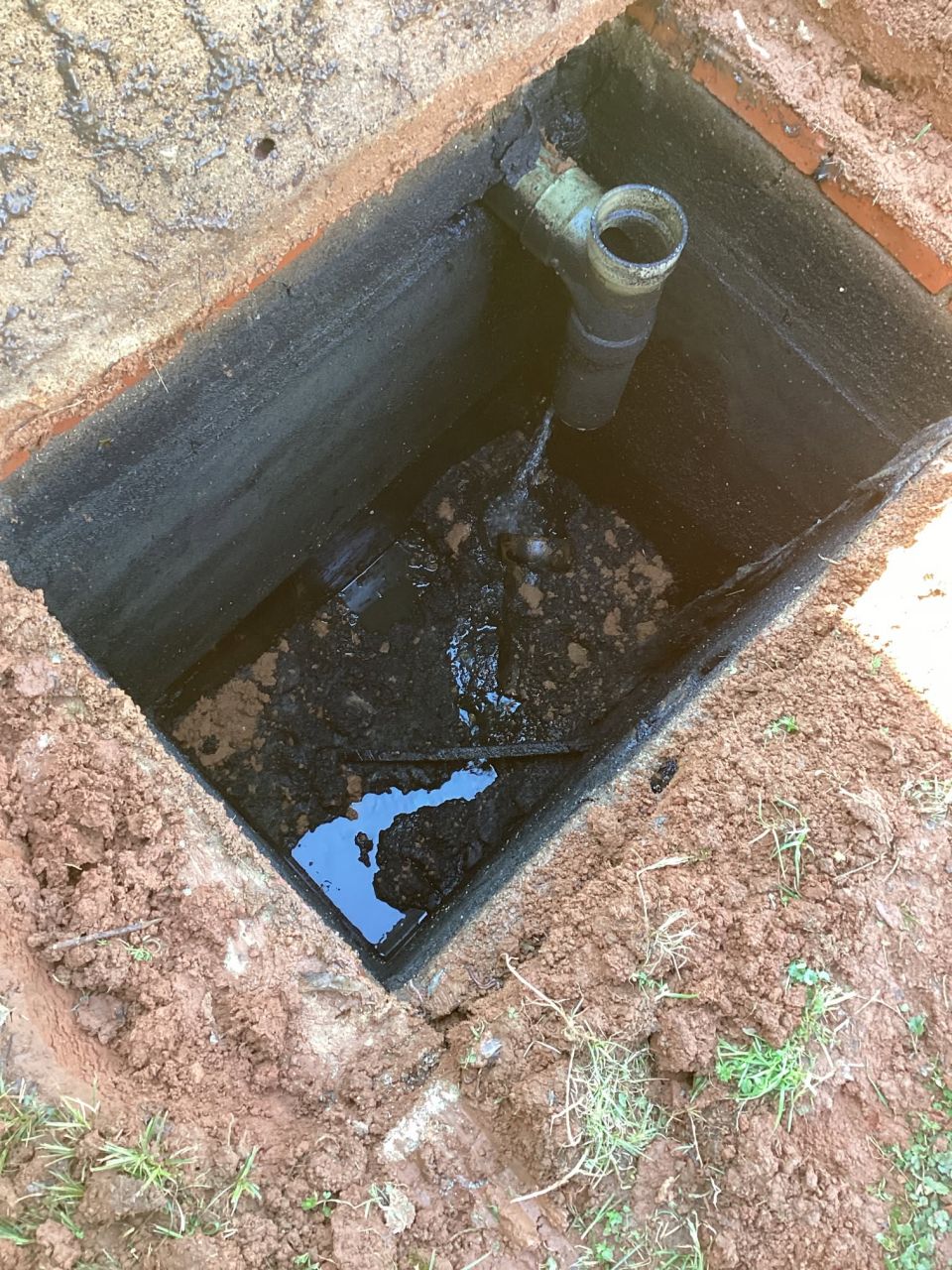 Standard Septic Pump-Out in Bessemer – 1,250 Gallons – photo 3