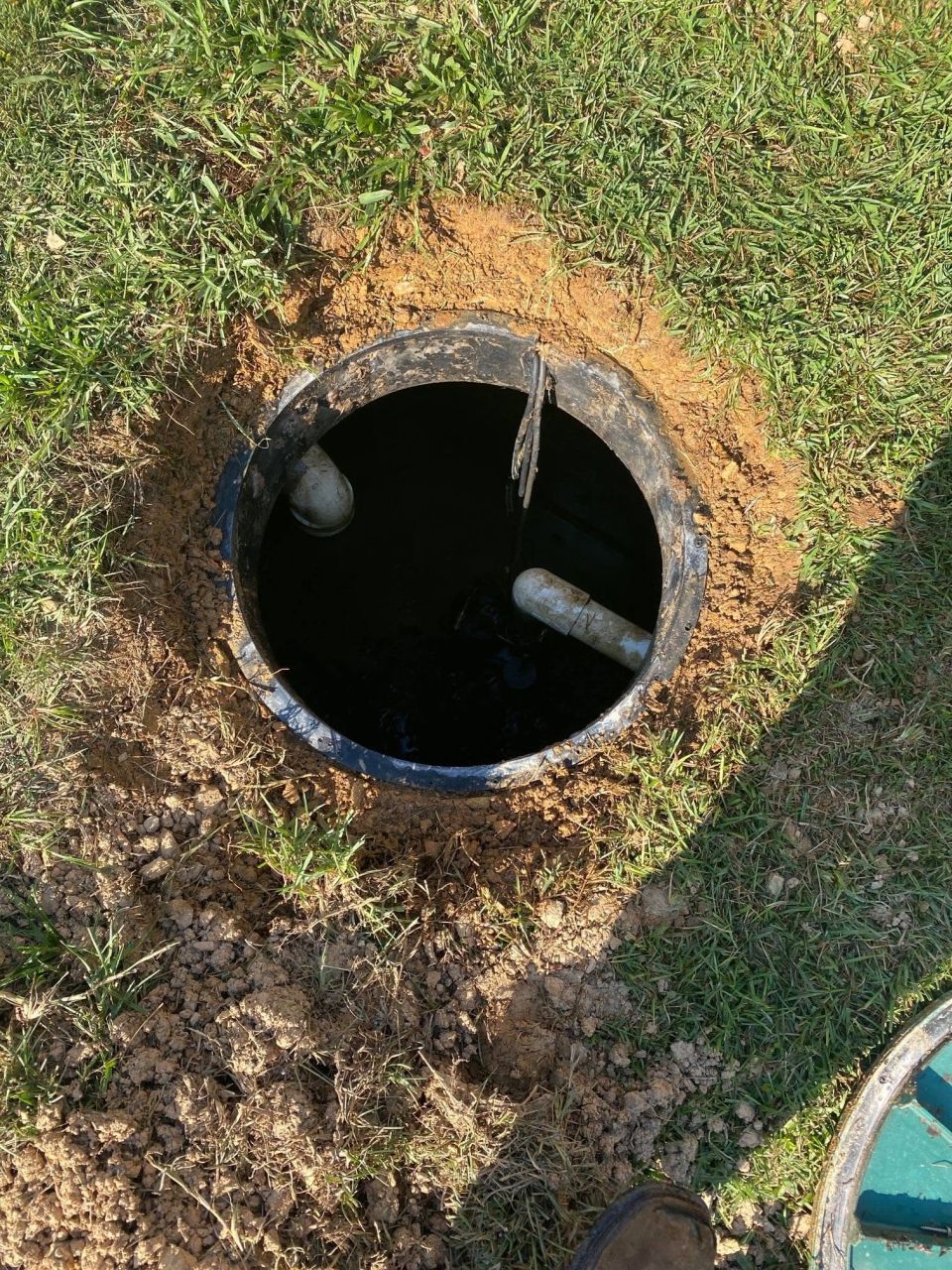 Sewage Coming Up in the Yard – Fixed – photo 6