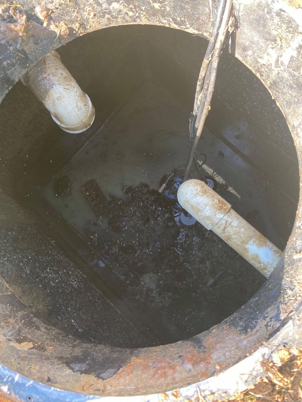 Sewage Coming Up in the Yard – Fixed – photo 7