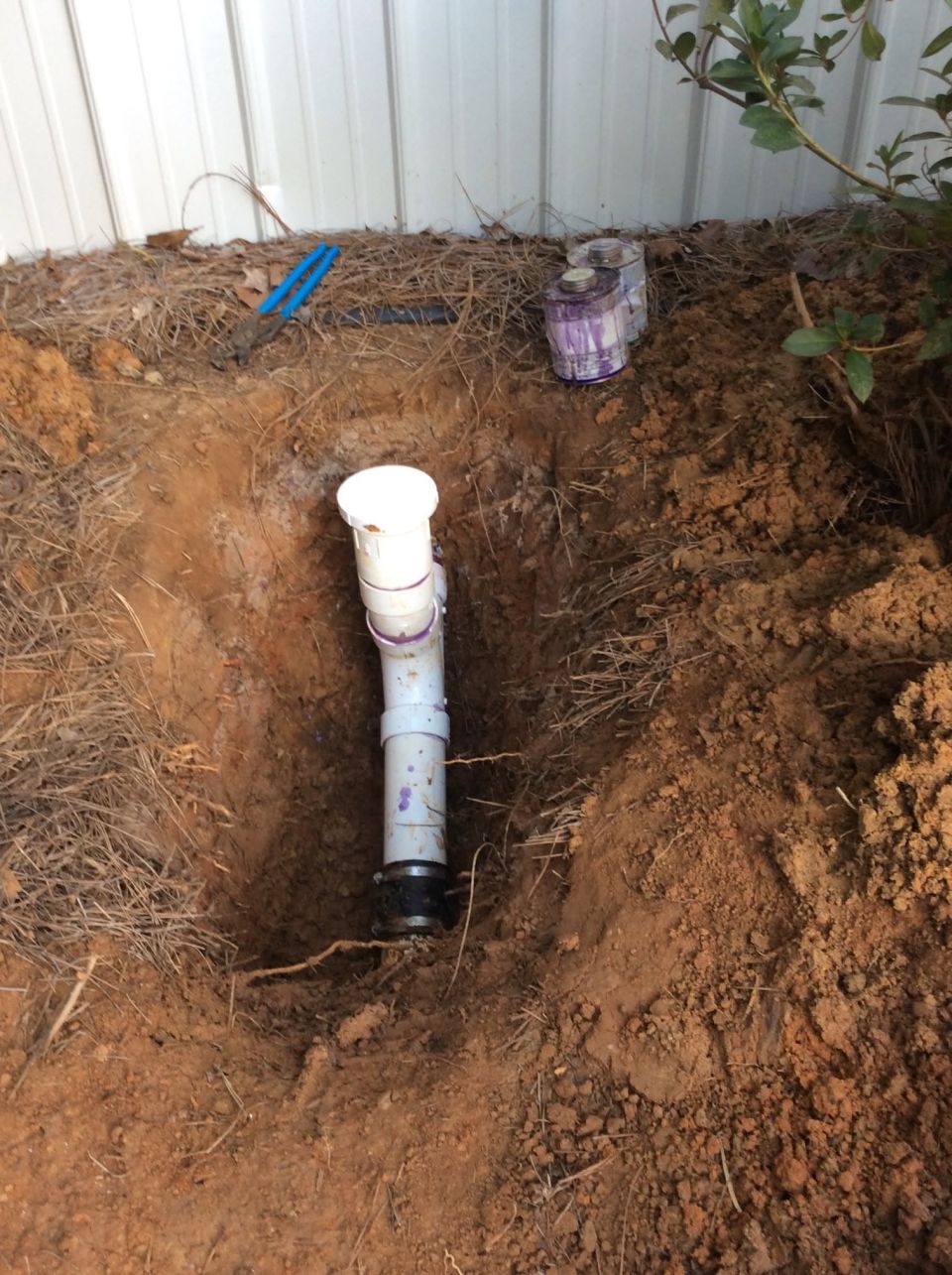 Drain Backup from Popcorn Ceiling Debris – Tank Pumped – photo 2